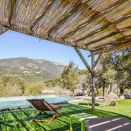 Nice In With 1 Bedrooms And Outdoor Swimming Pool *